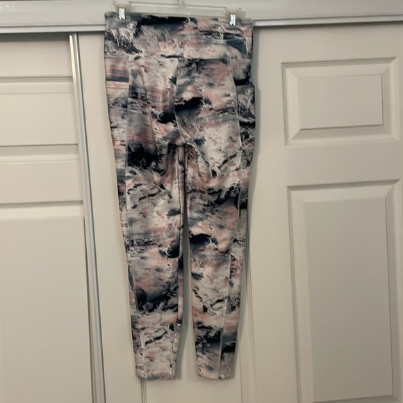 Workout leggings - Picture 2 of 2